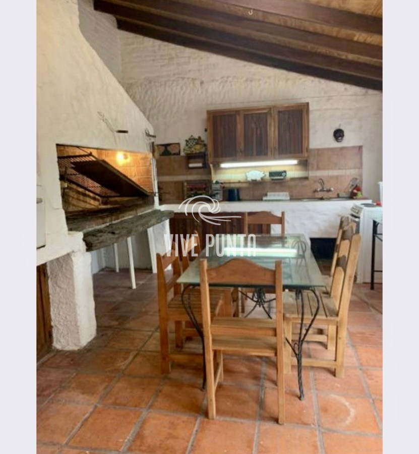 Casa ID.1034 - Casa en Pinares con piscina 