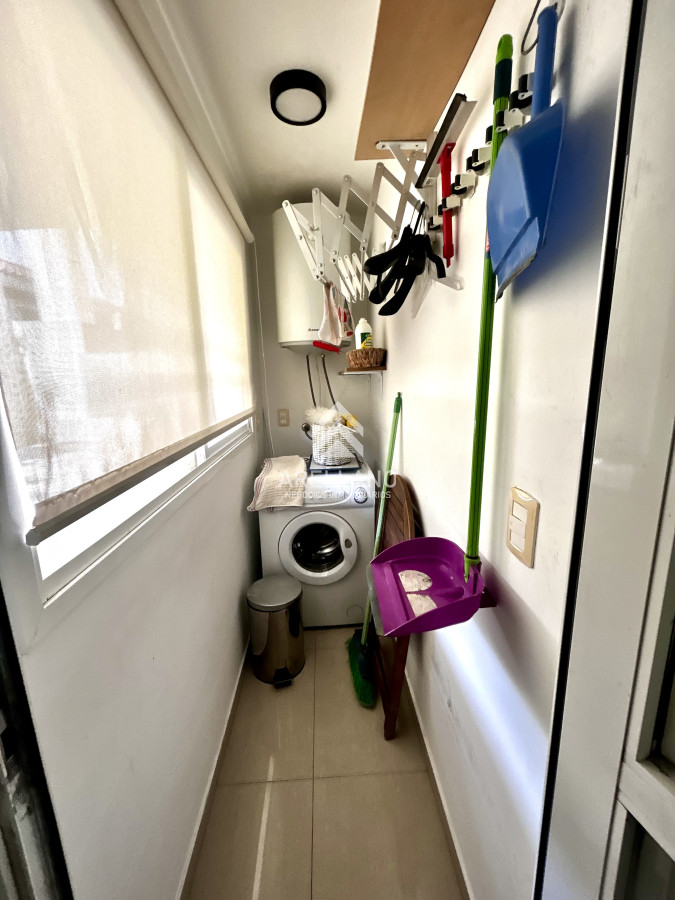 Apartamento ID.5919 - Venta apartamento 2 dormitorios amplia terraza con parrillero y vista al mar 