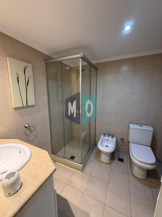 Apartamento ID.1172 - Oportunidad !! con amplia terraza con parrillero y vista al mar 