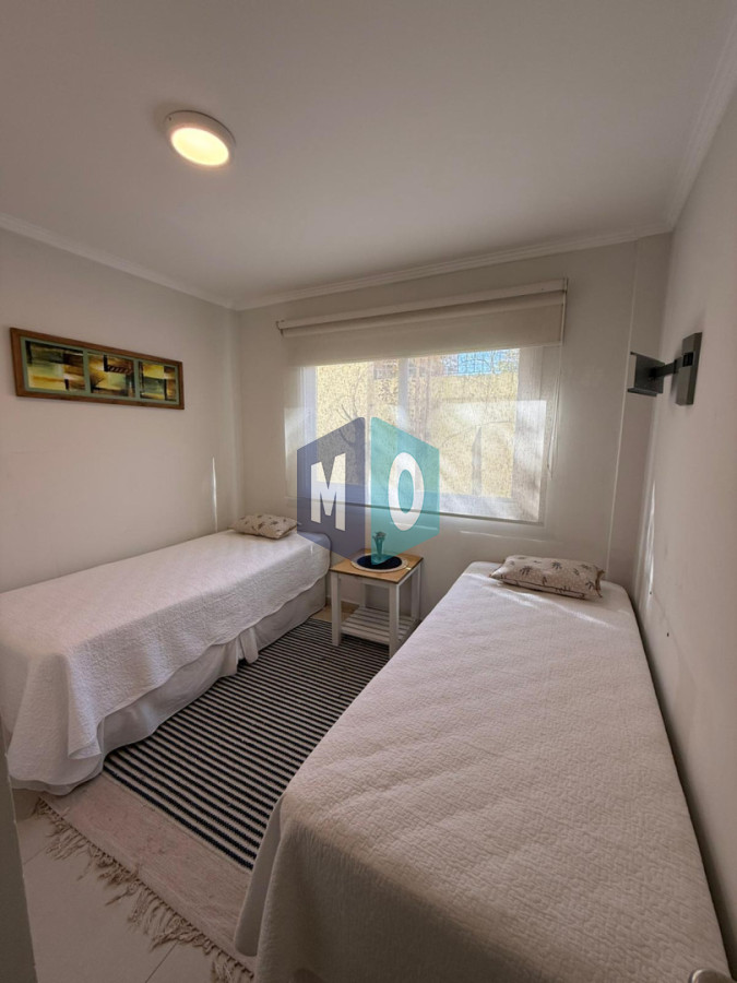 Apartamento ID.1172 - Oportunidad !! con amplia terraza con parrillero y vista al mar 