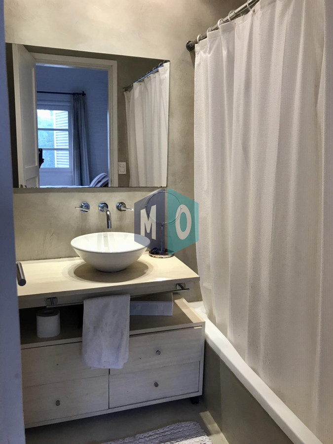 Casa ID.994 - Muy linda casa en la Mansa con piscina y barbacoa