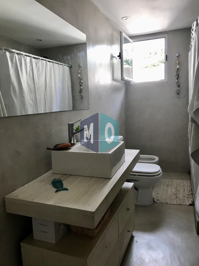 Casa ID.994 - Muy linda casa en la Mansa con piscina y barbacoa