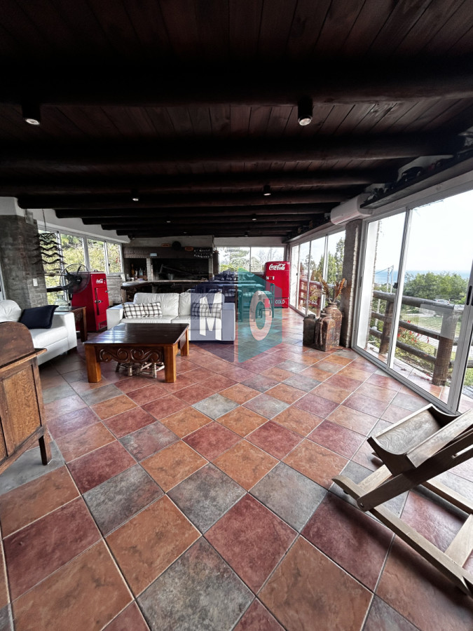 Casa ID.1175 - Importante casa en Punta Ballena 