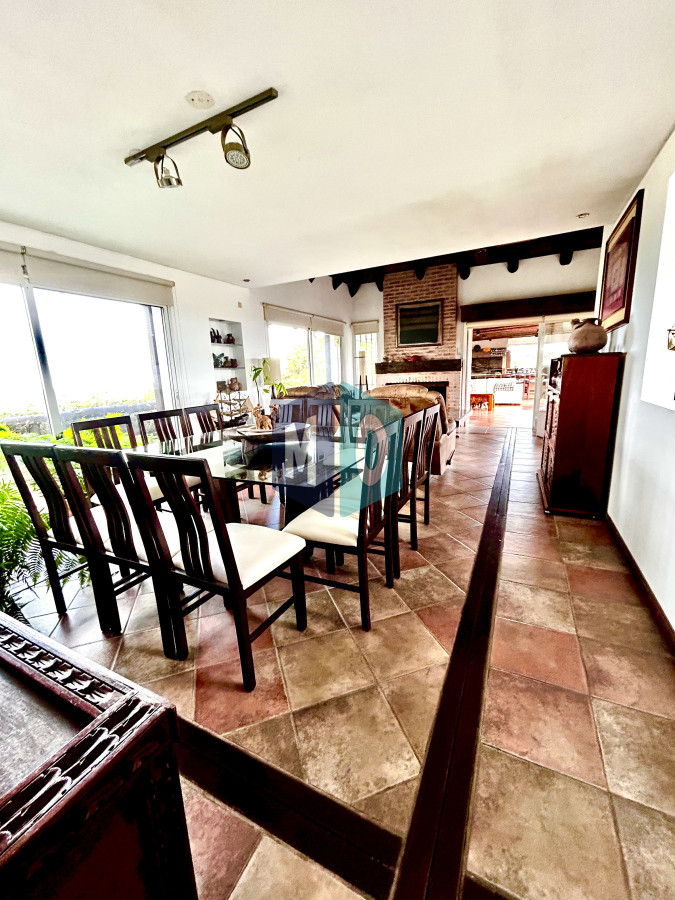 Casa ID.1175 - Importante casa en Punta Ballena 