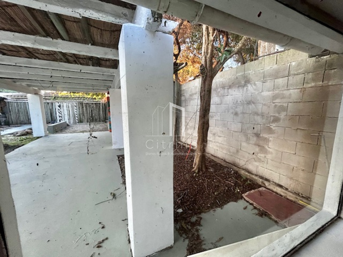 Local Comercial ID.1068 - Sobre la ruta - Excelente local en La Barra en alquiler anual