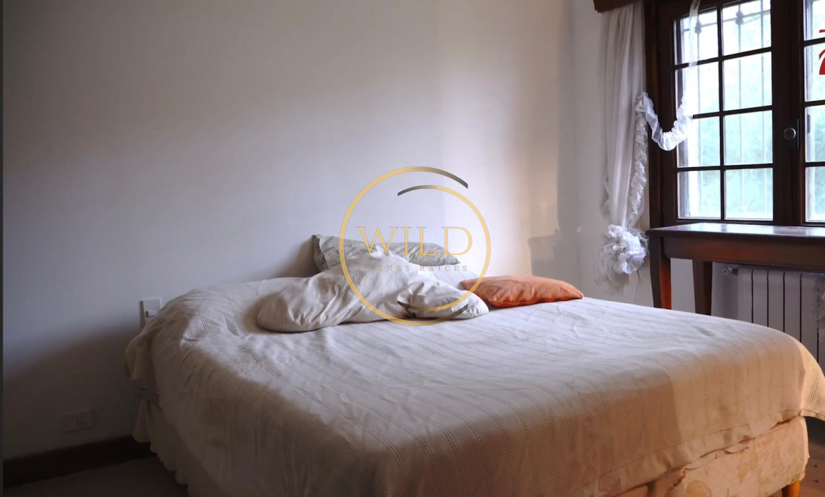 Casa ID.2598 - Gran casa de 5 dormitorios en venta en playa mansa 