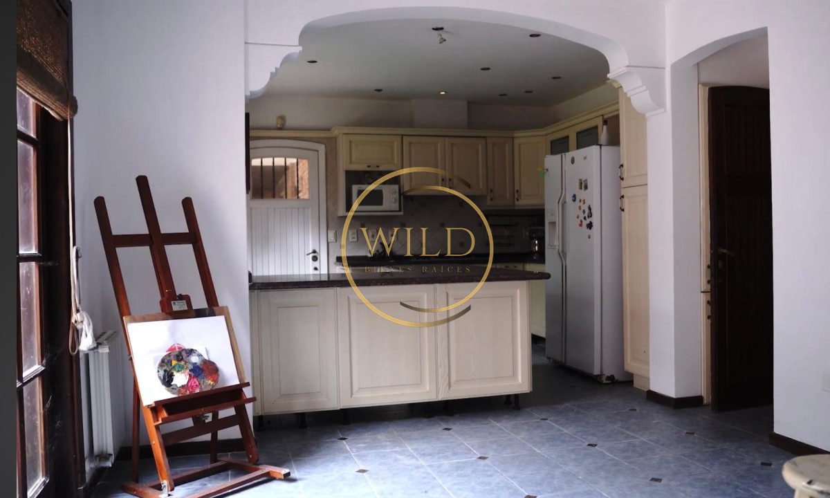 Casa ID.2598 - Gran casa de 5 dormitorios en venta en playa mansa 