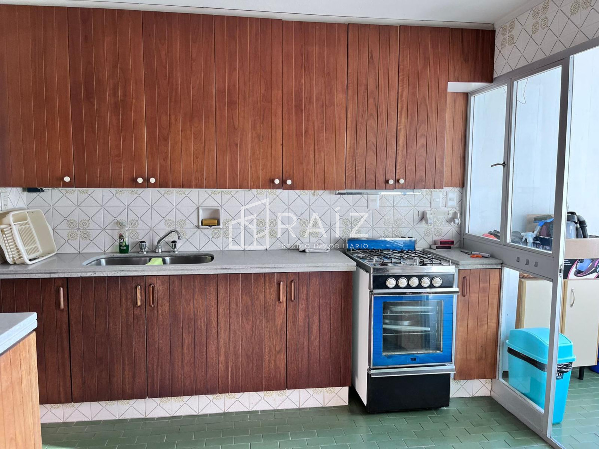 Apartamento ID.12077 - ALQUILER ANUAL 3 DORMITORIOS ROOSEVELT CENTER