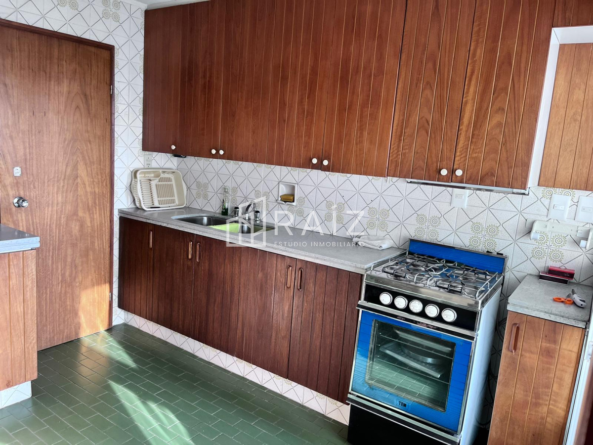 Apartamento ID.12077 - ALQUILER ANUAL 3 DORMITORIOS ROOSEVELT CENTER