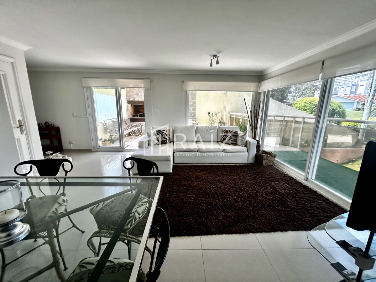 Apartamento ID.11526 - VENTA APARTAMENTO 2 DORMITORIOS PLAYA BRAVA