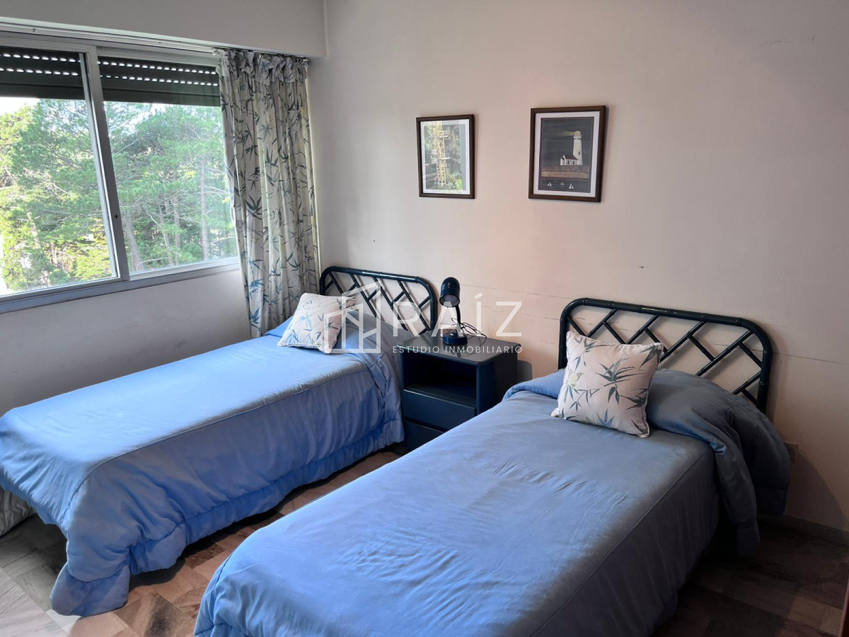 Apartamento ID.12077 - ALQUILER ANUAL 3 DORMITORIOS ROOSEVELT CENTER