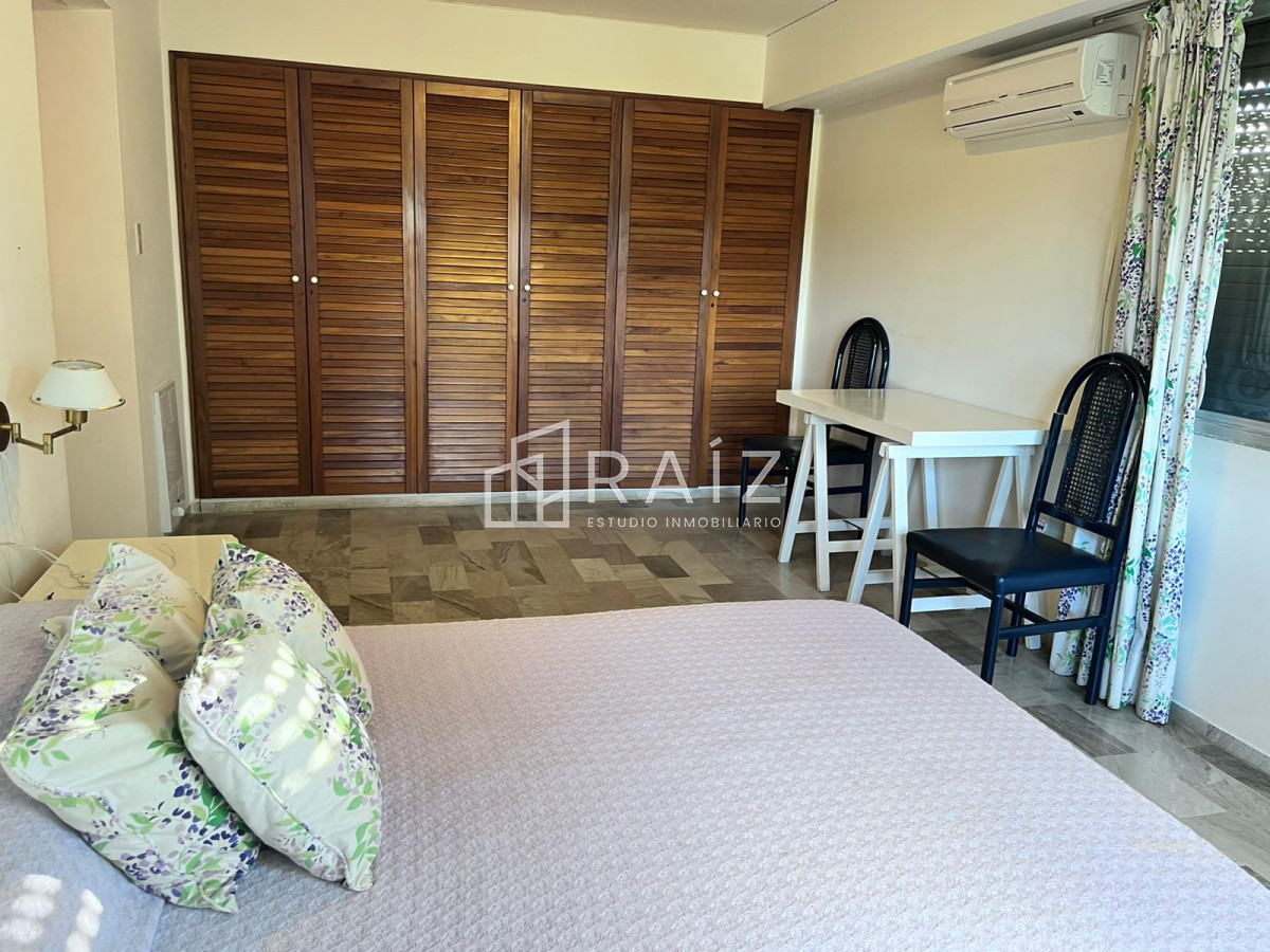 Apartamento ID.12077 - ALQUILER ANUAL 3 DORMITORIOS ROOSEVELT CENTER