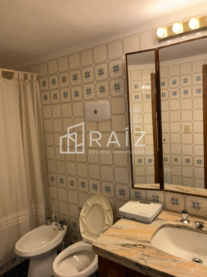 Apartamento ID.12077 - ALQUILER ANUAL 3 DORMITORIOS ROOSEVELT CENTER