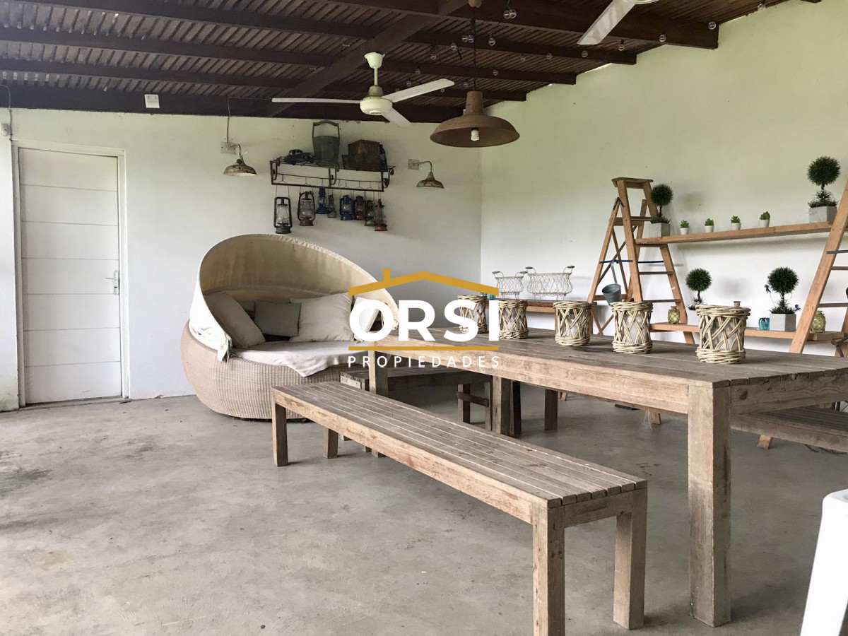 Casa ID.269 - Muy linda casa en la Mansa con piscina y barbacoa