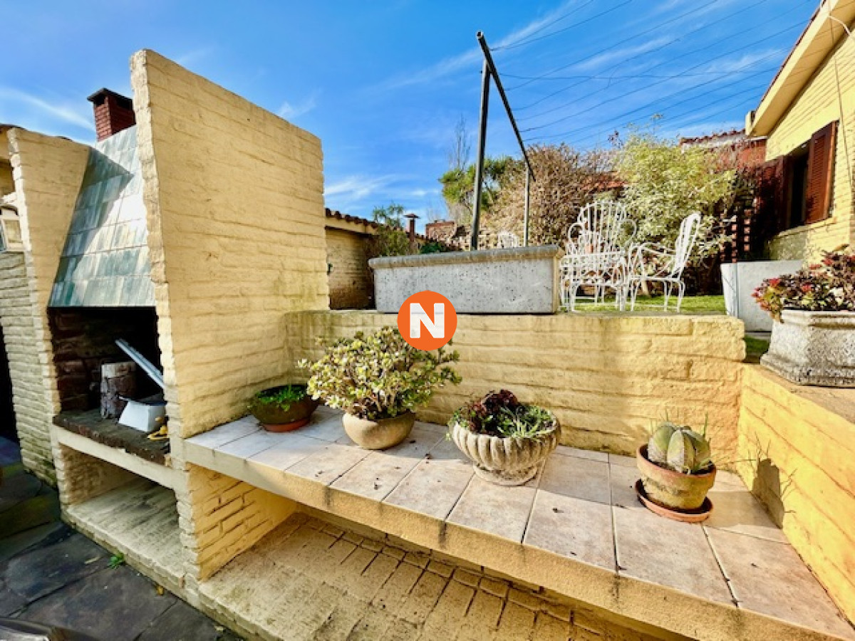 Casa Ref.223058 - Casa en venta en la Mansa, excelente ubicación 