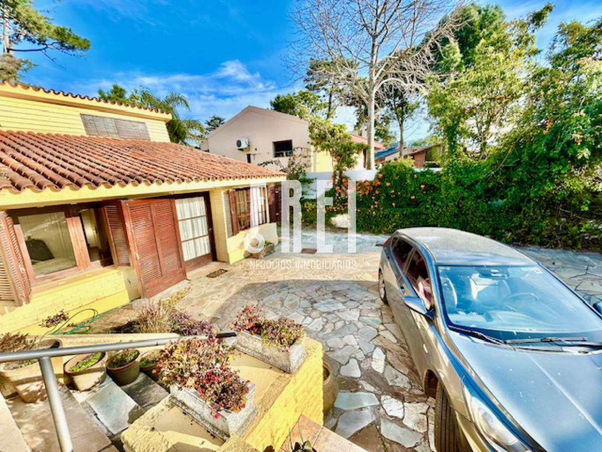 Casa ID.203 - Casa en venta en la Mansa, excelente ubicación 