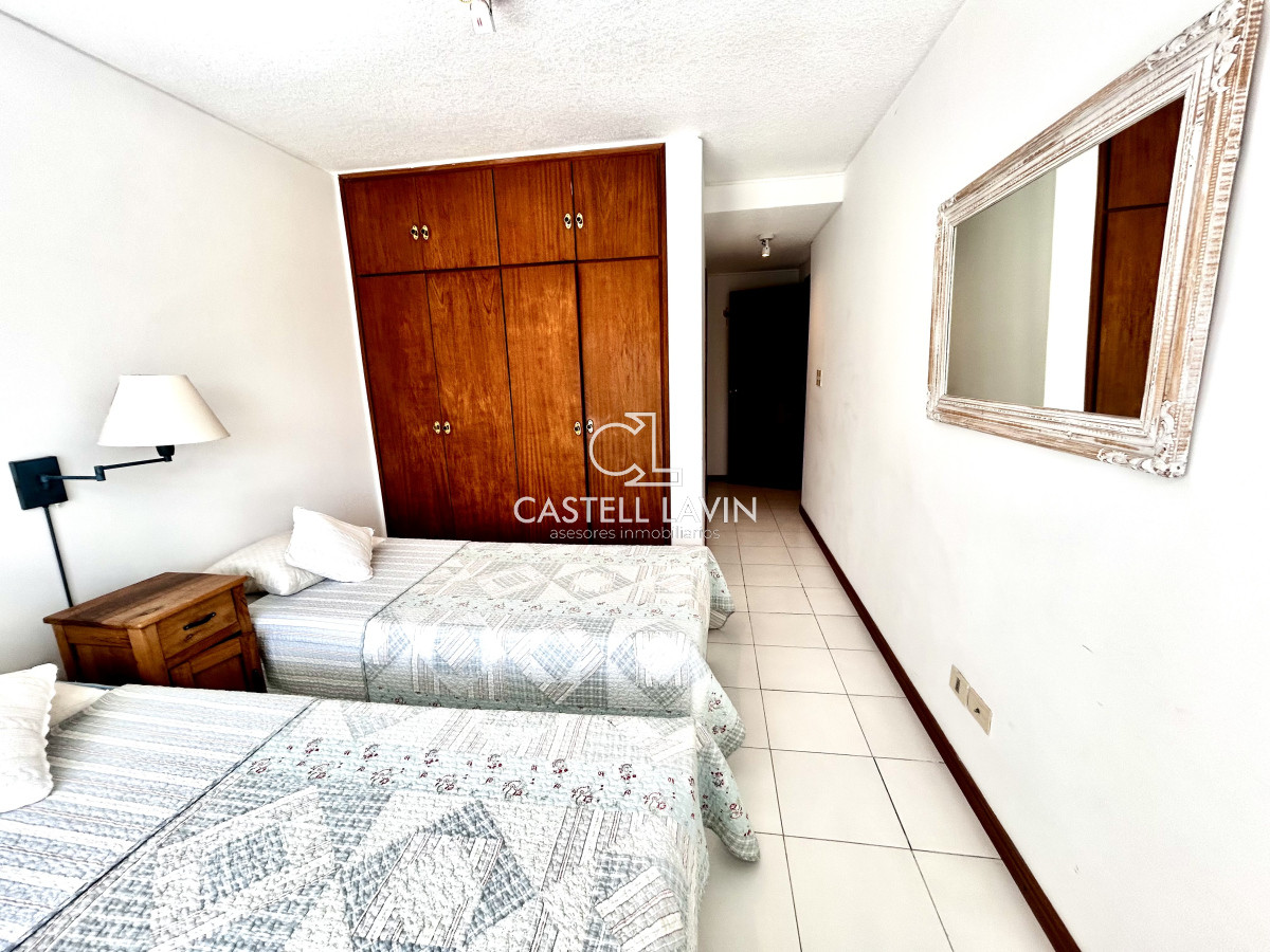 Apartamento ID.326 - Venta Apartamento frente al mar 3 Dormitorios Playa Brava Punta del Este