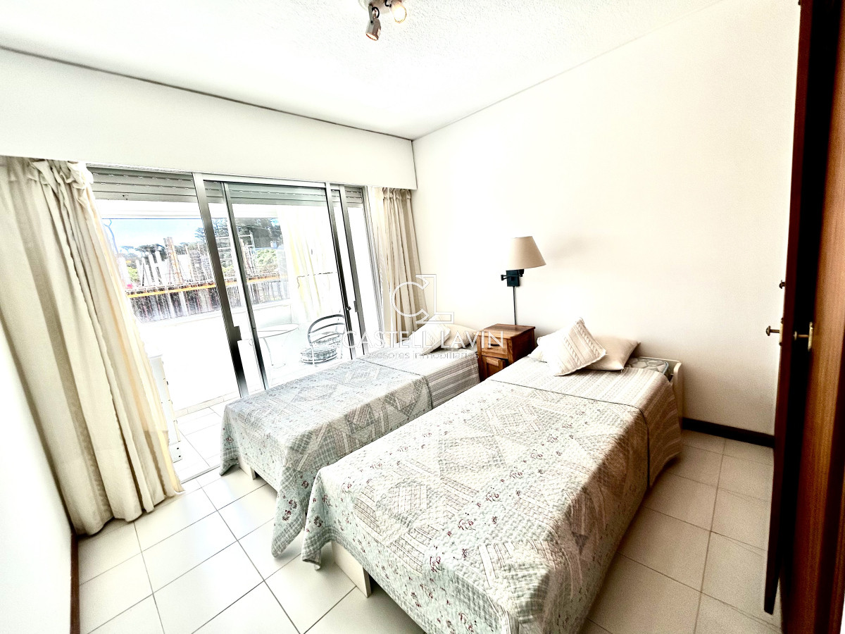 Apartamento ID.326 - Venta Apartamento frente al mar 3 Dormitorios Playa Brava Punta del Este