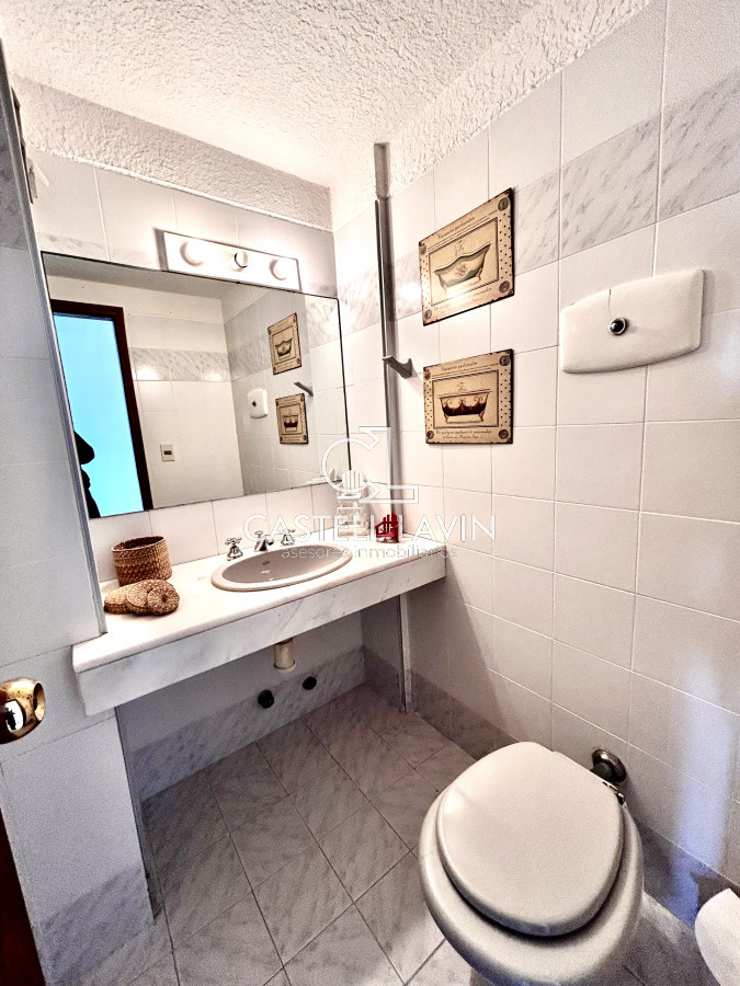 Apartamento ID.326 - Venta Apartamento frente al mar 3 Dormitorios Playa Brava Punta del Este