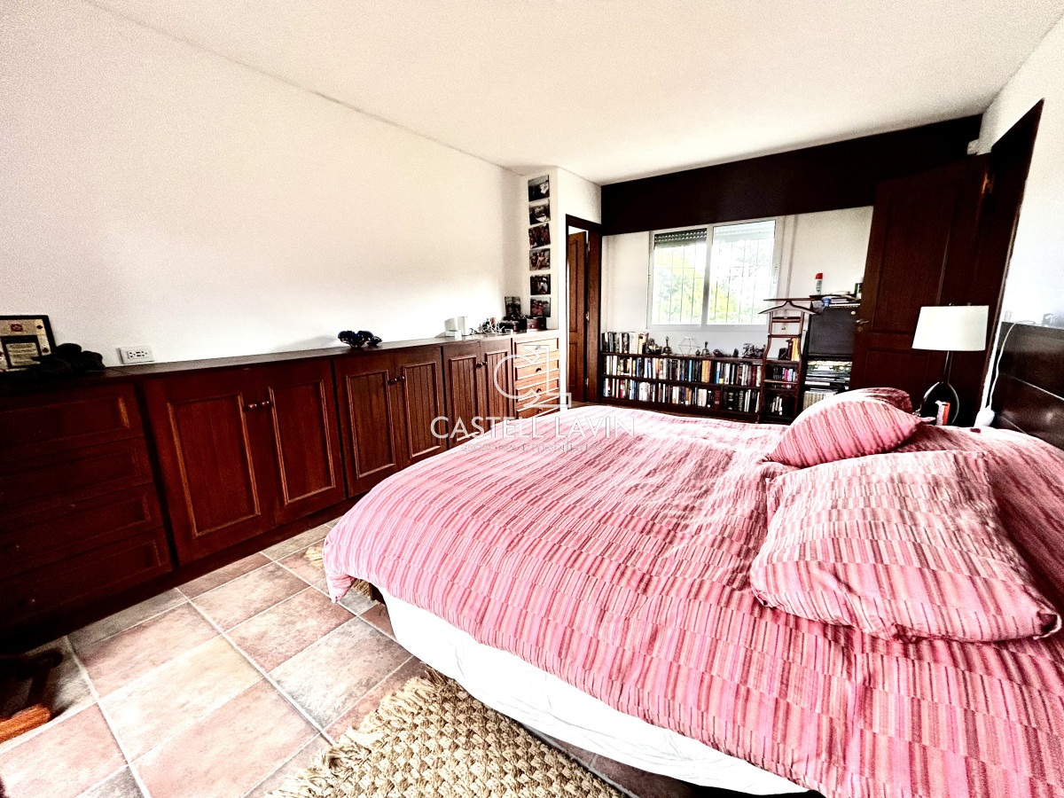 Casa ID.716 - Venta Casa Importante 4 Dormitorios Lomo de la Ballena Punta Ballena 