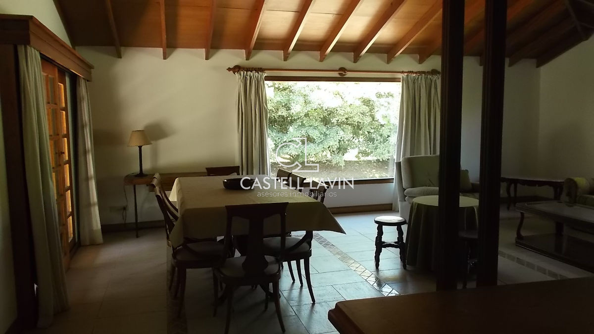 Casa ID.1203 - Venta Casa 2 Dormitorios muy bien ubicada en Pinares Punta del Este