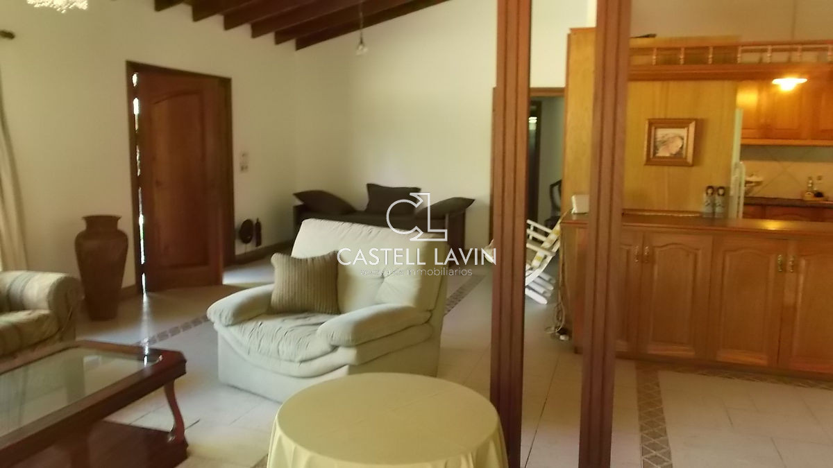 Casa ID.1203 - Venta Casa 2 Dormitorios muy bien ubicada en Pinares Punta del Este