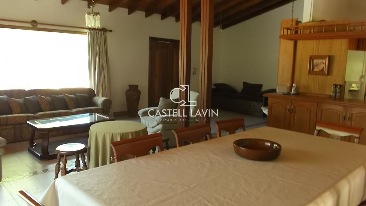 Casa ID.1203 - Venta Casa 2 Dormitorios muy bien ubicada en Pinares Punta del Este
