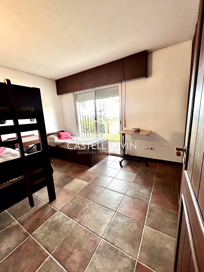 Casa ID.716 - Venta Casa Importante 4 Dormitorios Lomo de la Ballena Punta Ballena 