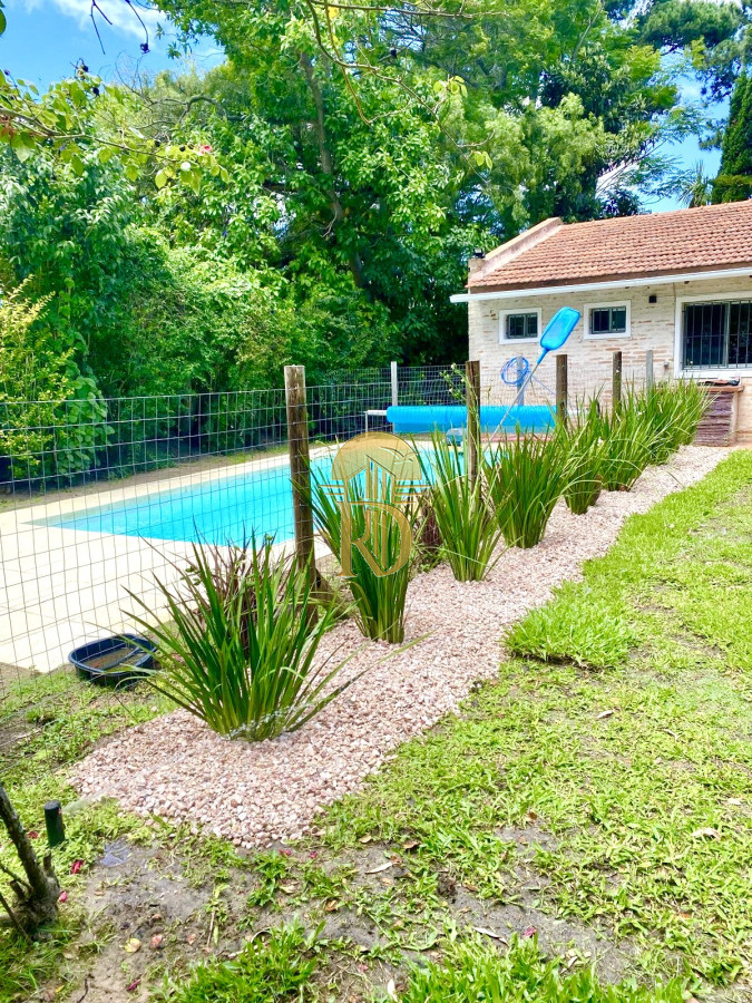 Muy linda casa para alquiler de temporada con piscina climatizada -id-329