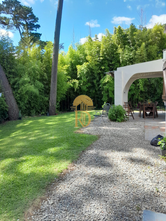 Casa en Pinares totalmente reciclada -id-334-11