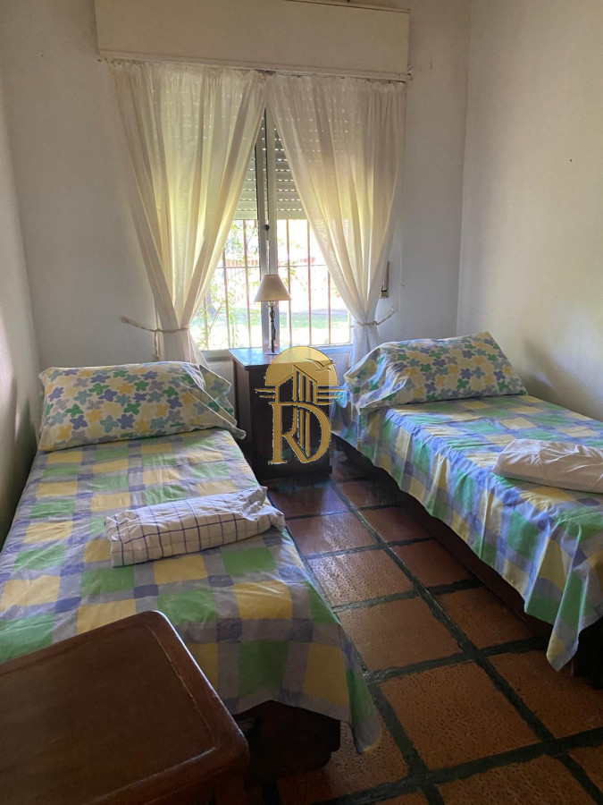 Muy linda casa para alquiler de temporada con piscina climatizada -id-329-17