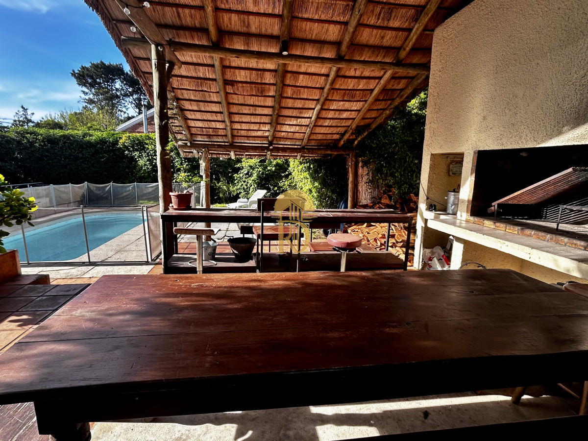 Muy linda casa en la mansa en alquiler temporario -id-325-12