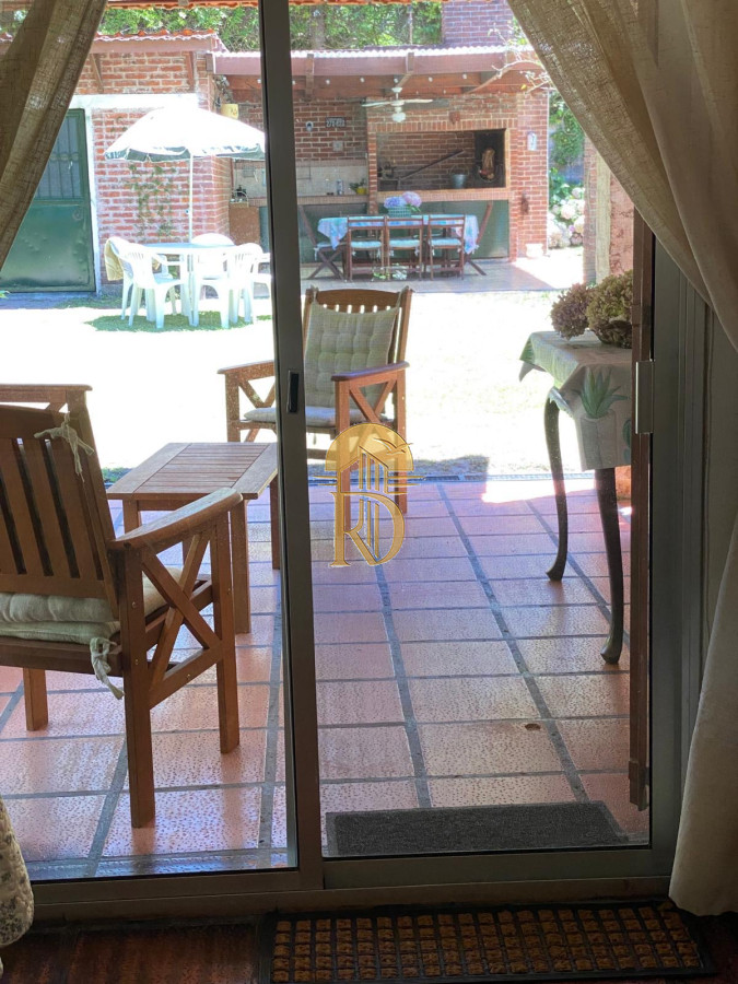 Muy linda casa para alquiler de temporada con piscina climatizada -id-329-12