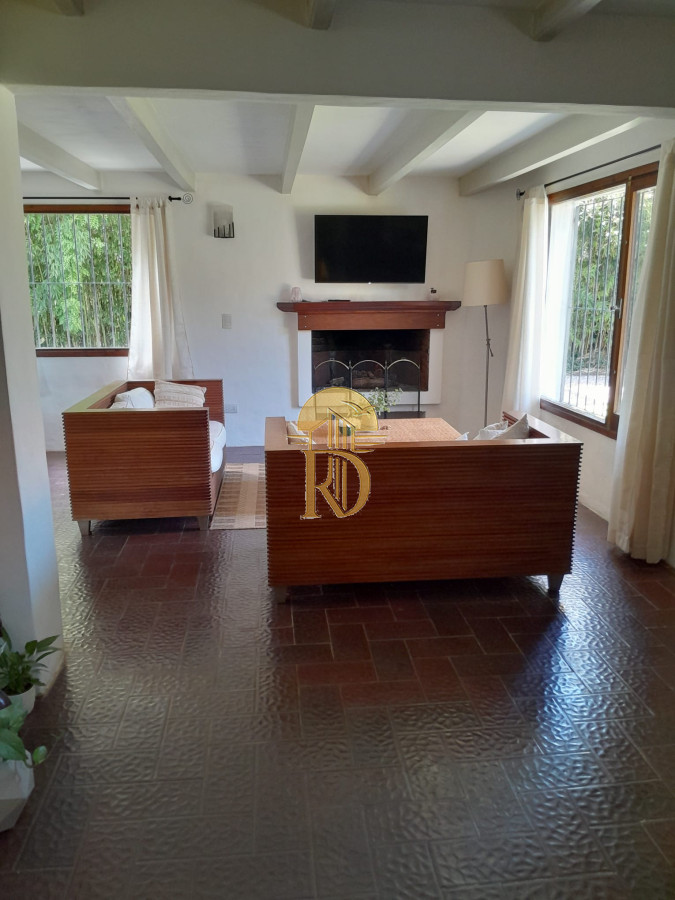 Casa en Pinares totalmente reciclada -id-334-6