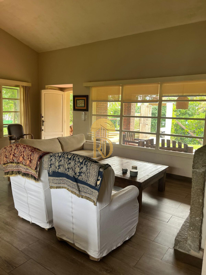 Muy linda casa en la Mansa con piscina -id-327-6