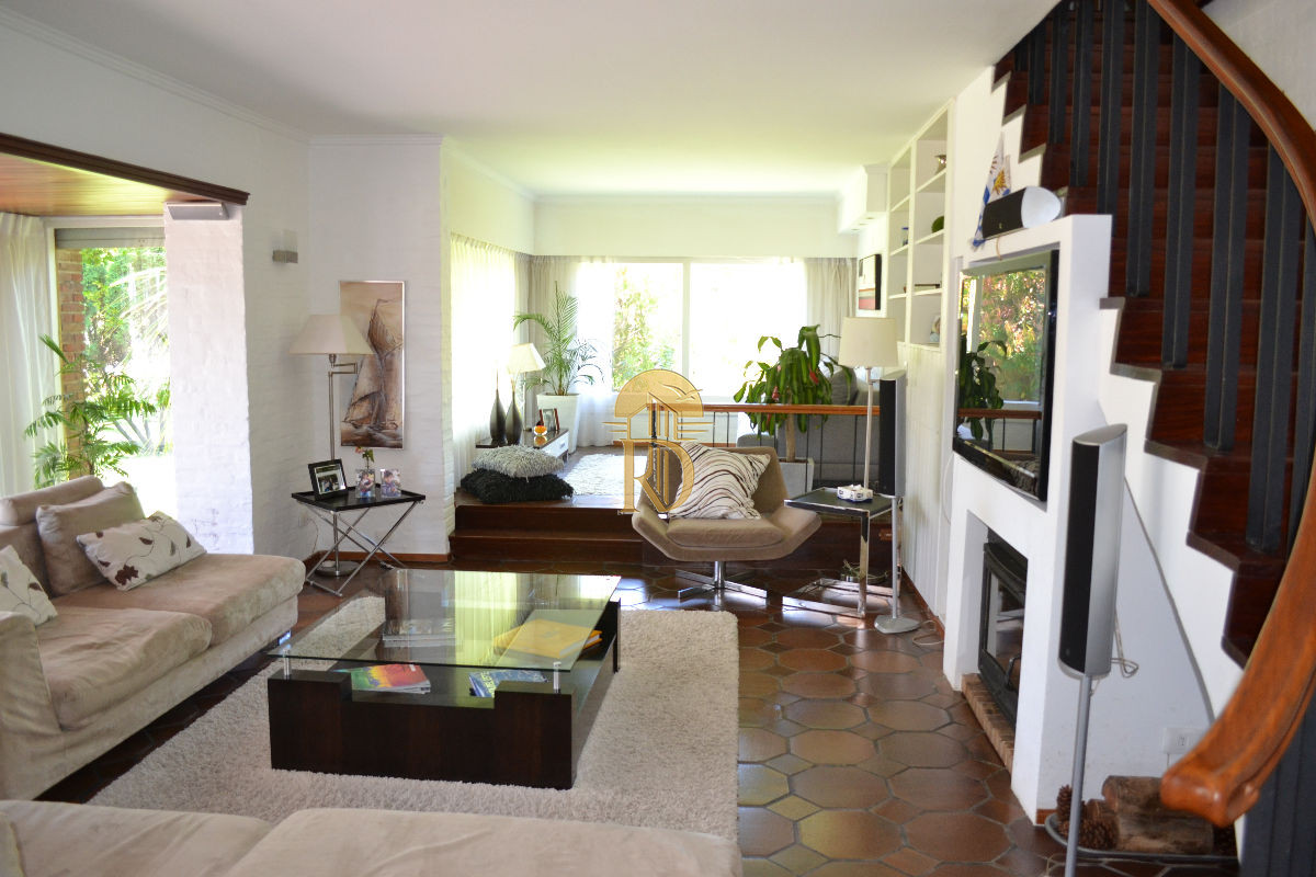 Espectacular casa en la Mansa a metros del mar -id-328-3