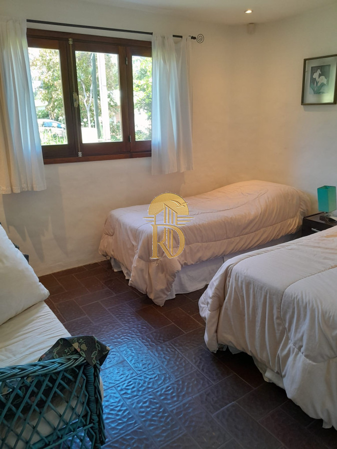 Casa en Pinares totalmente reciclada -id-334-16