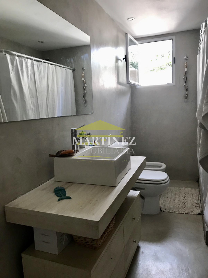 Casa ID.60 - Muy linda casa en la Mansa con piscina y barbacoa