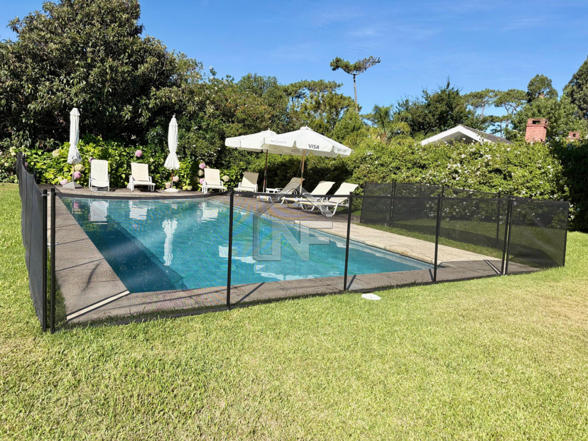 Casa ID.222 - Muy linda casa de 4 dormitorios en alquiler en San Rafael 