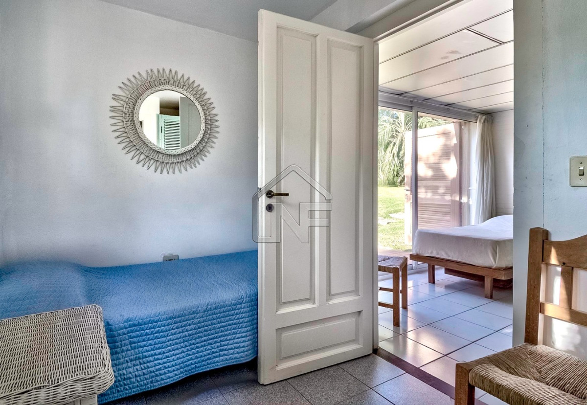 Casa ID.219 - Muy linda casa en Pinares a metros del mar 