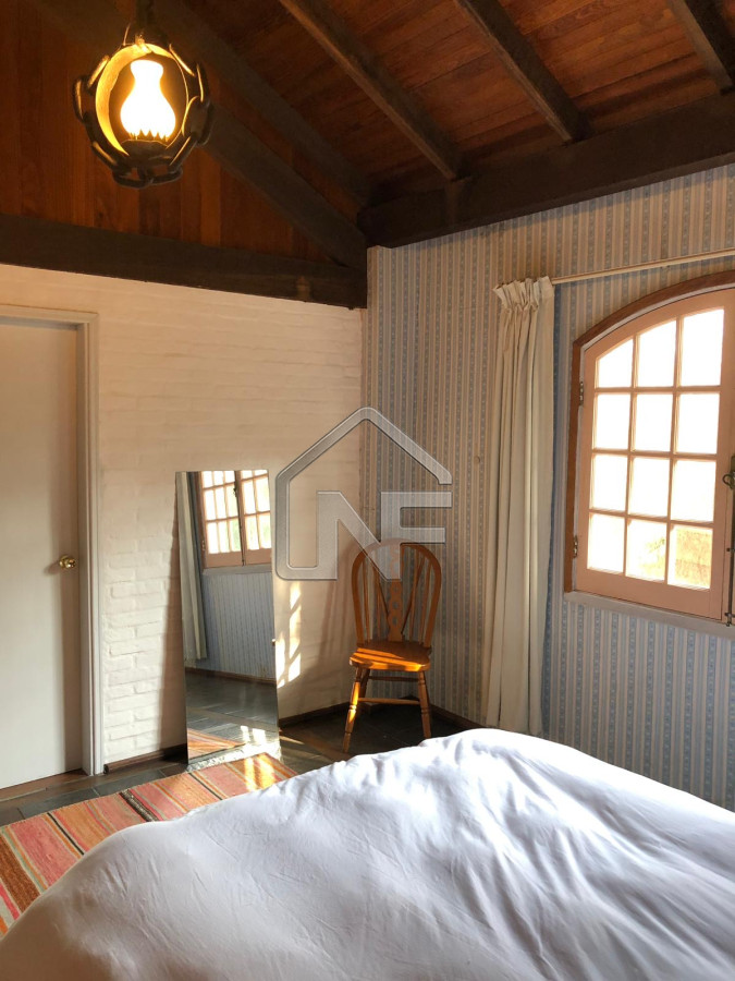 Casa ID.219 - Muy linda casa en Pinares a metros del mar 