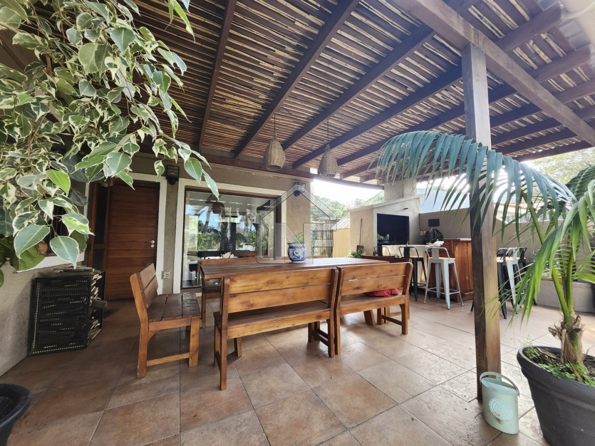 Casa ID.216 - Casa de 4 dormitorios en alquiler Rincon del Indio 