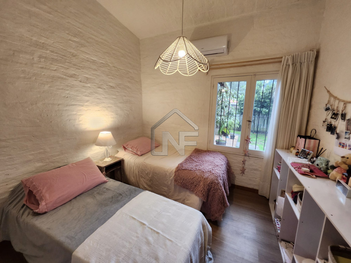 Casa ID.216 - Casa de 4 dormitorios en alquiler Rincon del Indio 