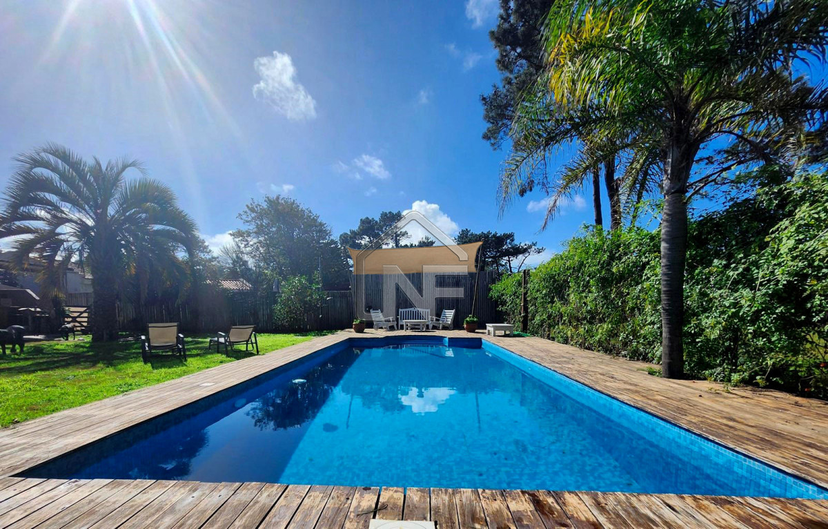 Casa ID.216 - Casa de 4 dormitorios en alquiler Rincon del Indio 