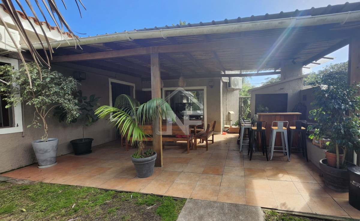 Casa ID.216 - Casa de 4 dormitorios en alquiler Rincon del Indio 