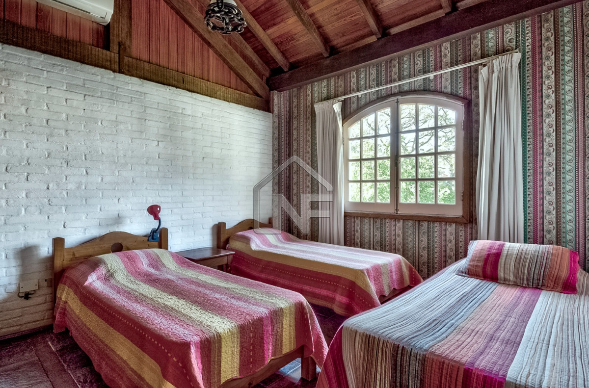 Casa ID.219 - Muy linda casa en Pinares a metros del mar 