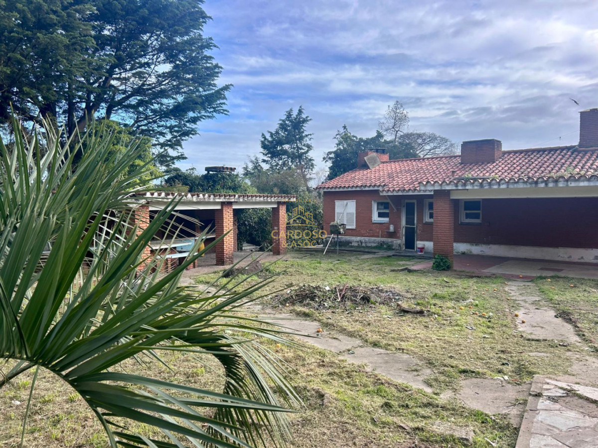 Apartamento ID.223 - Casa en venta de 3 dormitorios en el Golf, Punta del Este 