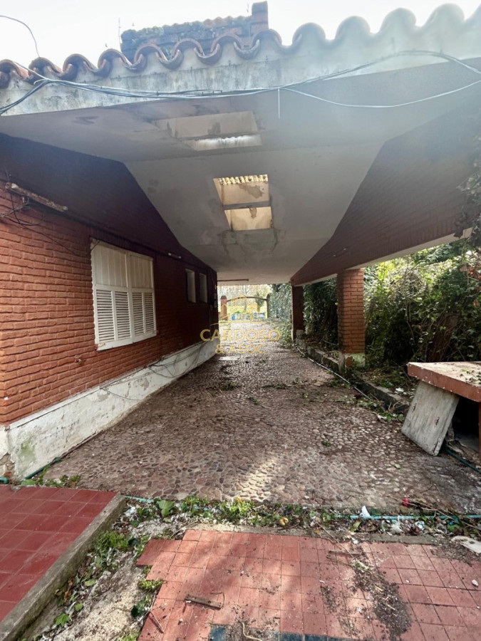 Apartamento ID.223 - Casa en venta de 3 dormitorios en el Golf, Punta del Este 