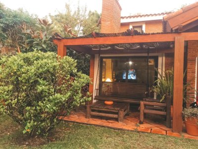 casa de 3 dormitorios en la mansa ideal para vacacionar - iav50173c