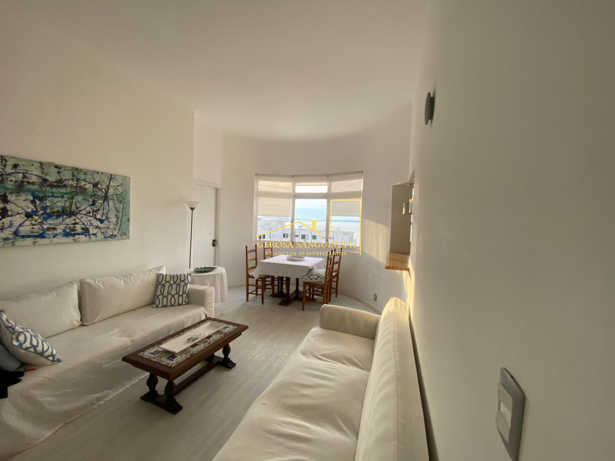 Apartamento frente a playa mansa de 1 dormitorio en alquiler  - GST3333A